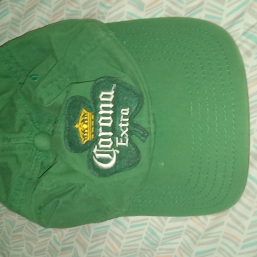 Corona Extra cap
